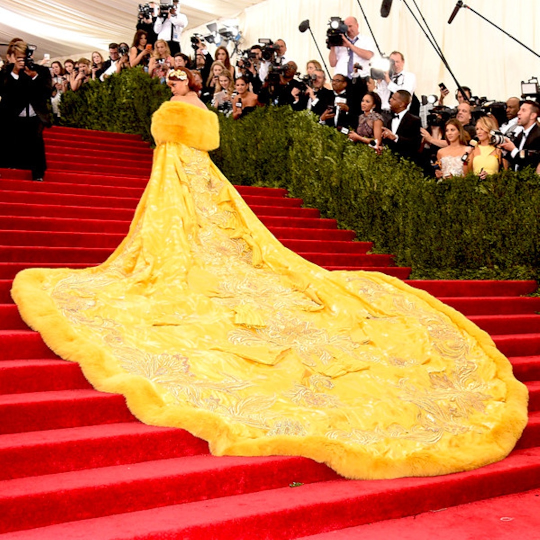 Rihanna S Iconic Met Gala Outfit Is Now On Display In Singapore E Online Ap